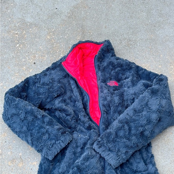 North Face Hot Pink Reverseable Kids Jacket - Picture 5 of 7